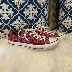 Converse All Star Leopard Print in Pink Low Top